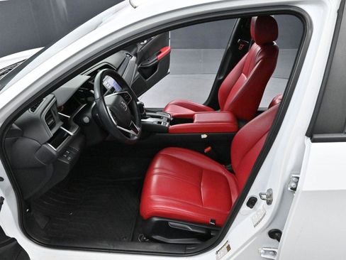 Used 2020 Honda Civic Sport image 11