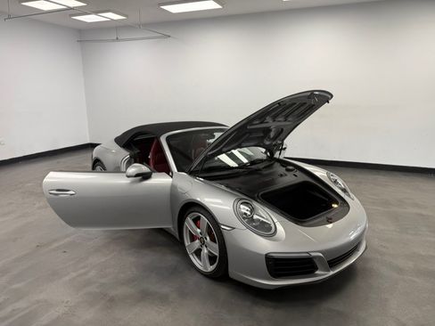 Used 2017 Porsche 911 UNAVAIL image 40