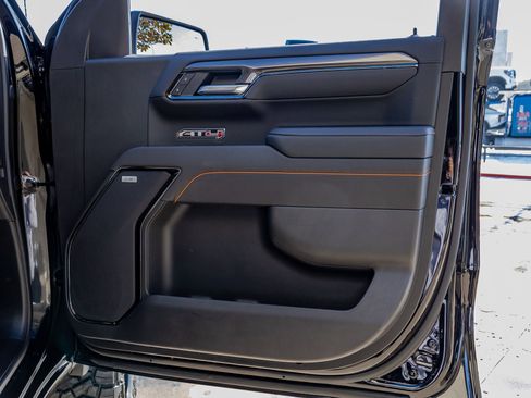 Used 2026 GMC Sierra 1500 AT4 w/ Technology Package image 37