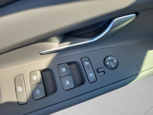 New 2026 Hyundai Elantra SEL Sport image 29