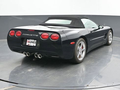 Used 2003 Chevrolet Corvette Convertible w/ Preferred Equipment Group1 image 9