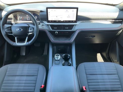 Used 2026 Ford Explorer ST-Line w/ ST-Line Street Pack image 28