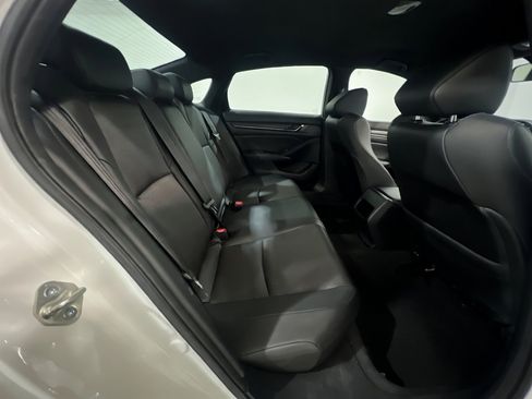 Used 2020 Honda Accord Sport image 18