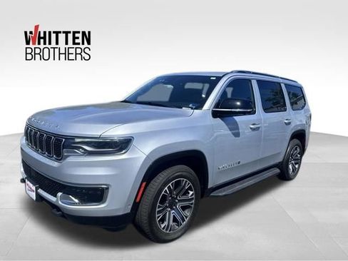 Used 2024 Jeep Wagoneer 4WD w/ Premium Group I image 1