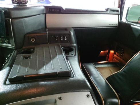 Used 2004 HUMMER H1 4-Door Wagon AWD/4WD image 16