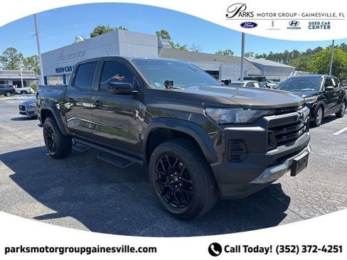 Used 2024 Chevrolet Colorado Trail Boss w/ LPO, Dark Essentials Package AWD/4WD image 1