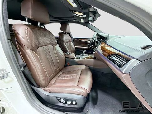 Used 2018 BMW 540i image 35