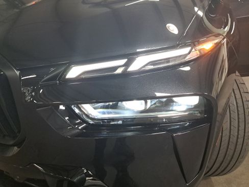 New 2026 BMW X7 xDrive40i w/ Executive Package image 32