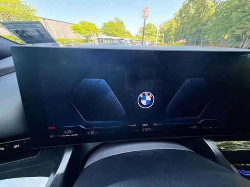 Used 2024 BMW 530i xDrive w/ Premium Package AWD/4WD image 26