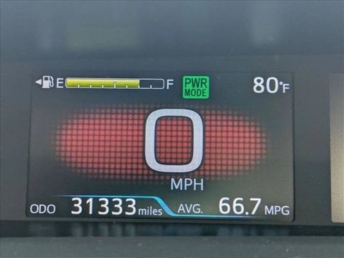 Used 2022 Toyota Prius LE FWD image 11
