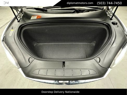 Used 2018 Tesla Model X 75D image 43