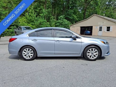 Used 2015 Subaru Legacy 2.5i Premium w/ Popular Package #1 AWD/4WD image 9