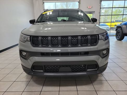 Certified 2023 Jeep Compass Latitude AWD/4WD image 6