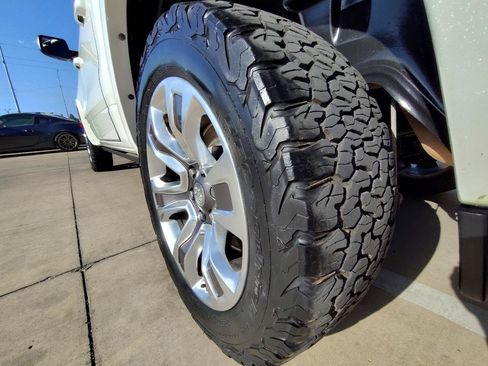 Used 2019 RAM 1500 Limited AWD/4WD image 15