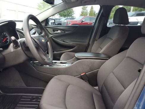 Used 2024 Chevrolet Malibu LT FWD image 19