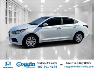 Used 2019 Hyundai Accent SE image 1
