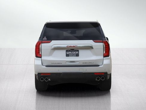 Used 2023 GMC Yukon Denali w/ Denali Reserve Package AWD/4WD image 4