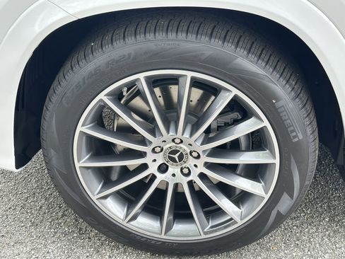 New 2026 Mercedes-Benz GLE 450e 4MATIC image 13