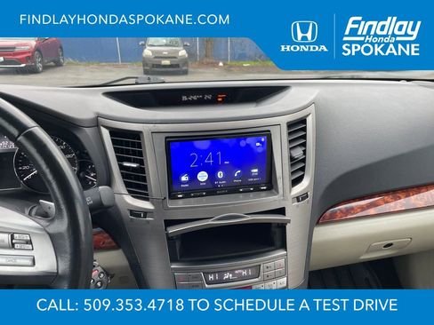 Used 2011 Subaru Outback 2.5i Limited image 14