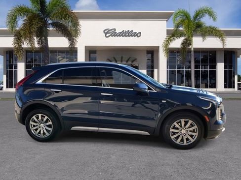 Used 2020 Cadillac XT4 Premium Luxury image 17