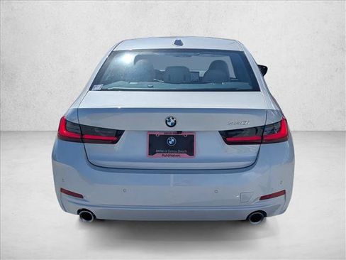 Used 2026 BMW 330i Sedan w/ Convenience Package RWD image 7