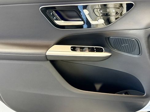 New 2026 Mercedes-Benz GLC 43 AMG 4MATIC image 15