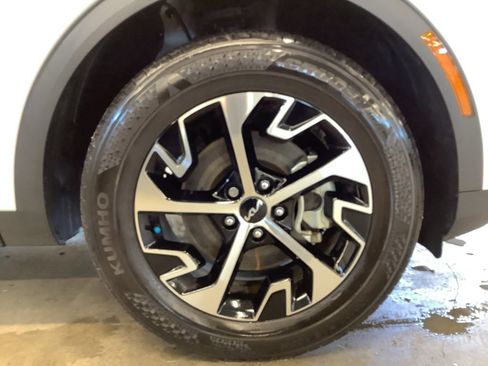 Certified 2024 Kia Sportage EX AWD/4WD image 21