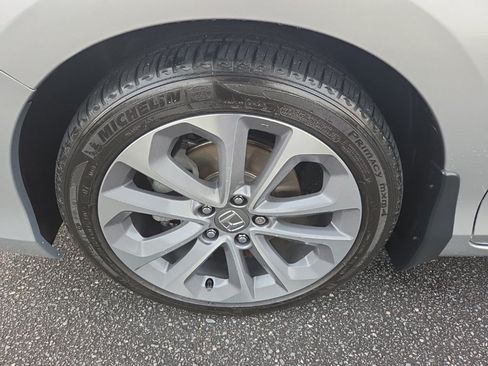 Used 2015 Honda Accord EX-L image 12