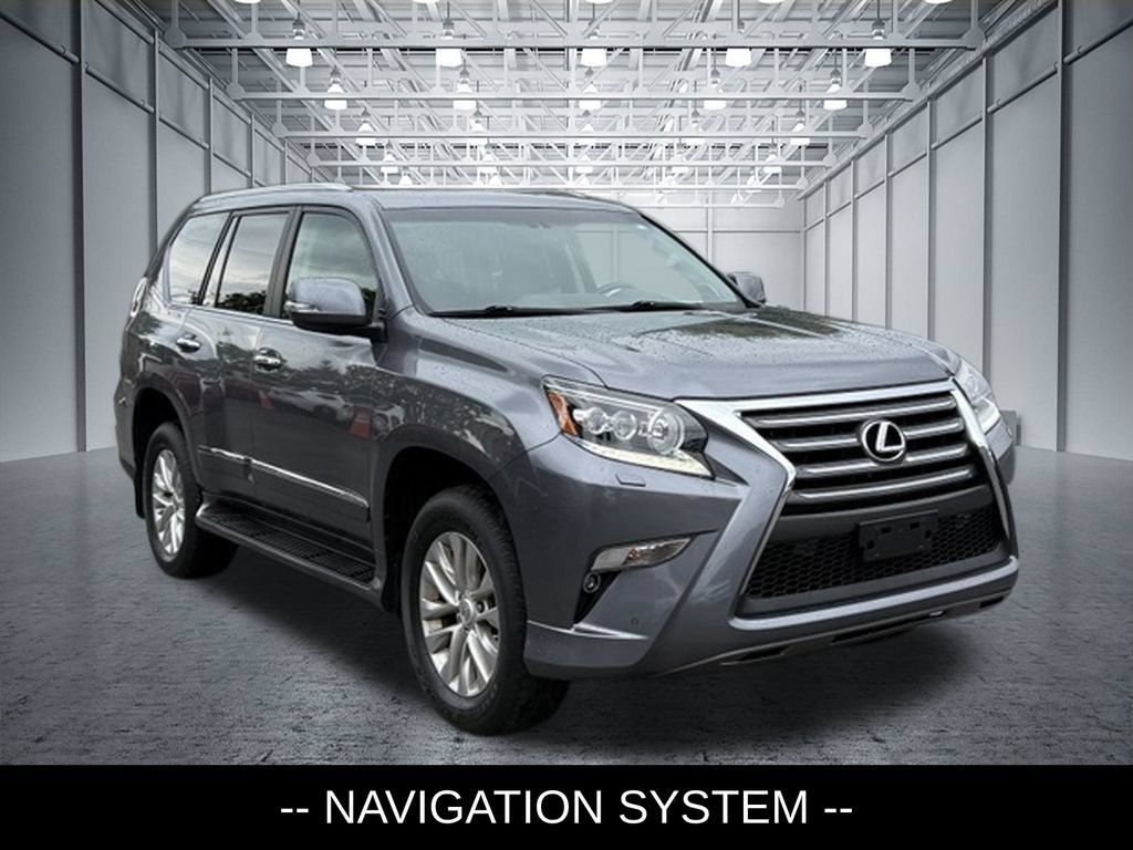 Used 2018 Lexus GX 460 Premium AWD/4WD image 3