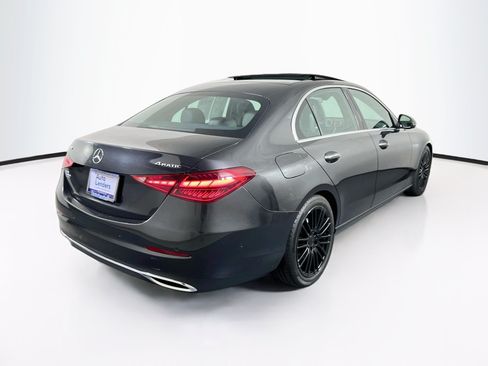 Used 2022 Mercedes-Benz C 300 4MATIC Sedan image 5