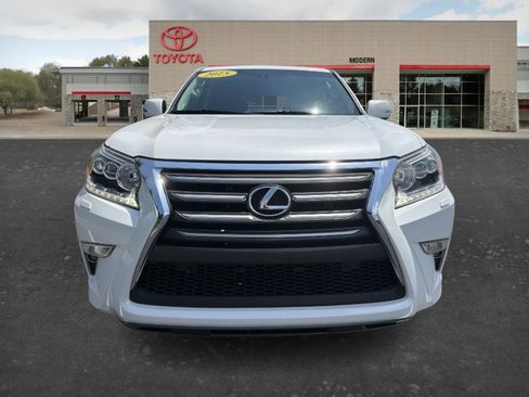 Used 2015 Lexus GX 460 w/ Premium Package AWD/4WD image 2