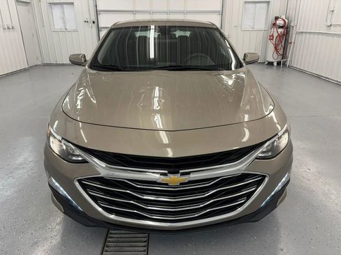 Used 2022 Chevrolet Malibu LT FWD image 12