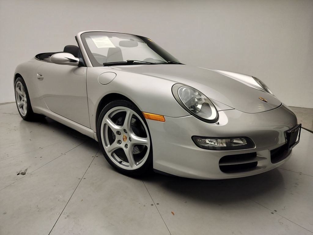 Used 2005 Porsche 911 Carrera RWD image 17