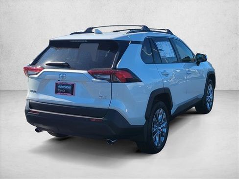 Used 2025 Toyota RAV4 XLE Premium w/ Weather Package FWD image 5