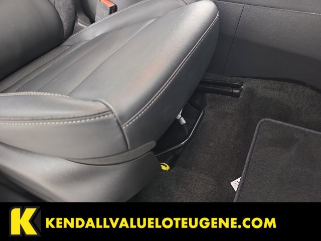 Used 2023 Chevrolet TrailBlazer ACTIV w/ Sun and Liftgate Package AWD/4WD image 31