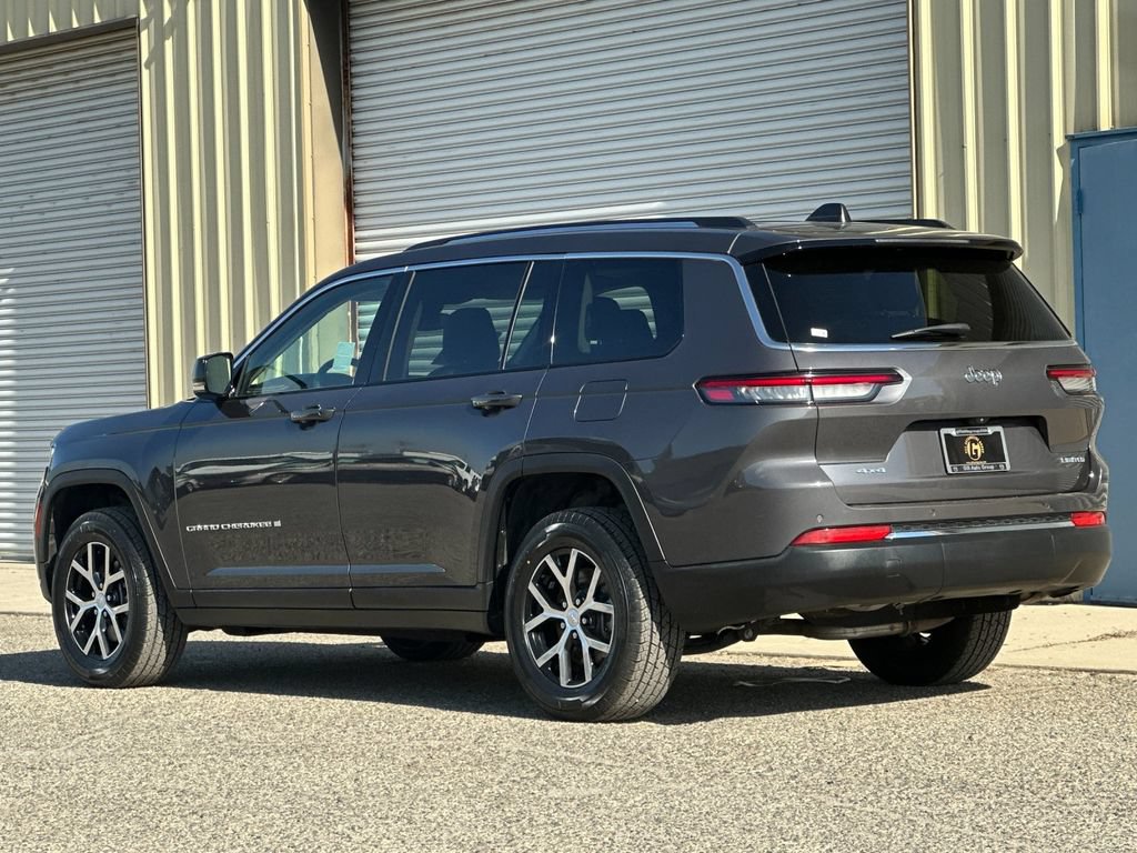 Used 2023 Jeep Grand Cherokee L Limited AWD/4WD image 6