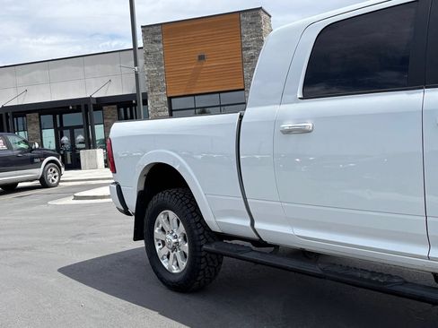 Used 2021 RAM 2500 Laramie w/ Body Color Bumper Group AWD/4WD image 3