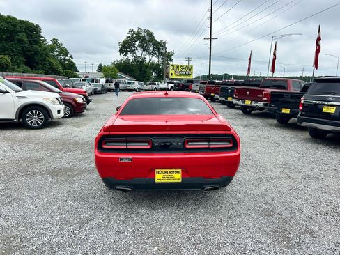 Used 2015 Dodge Challenger SXT Plus RWD image 13