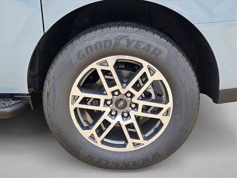 New 2026 Ford Expedition Max Active RWD image 10