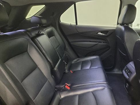 Used 2019 Chevrolet Equinox LT image 19