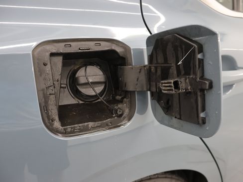 Used 2024 Nissan Sentra SV FWD image 24