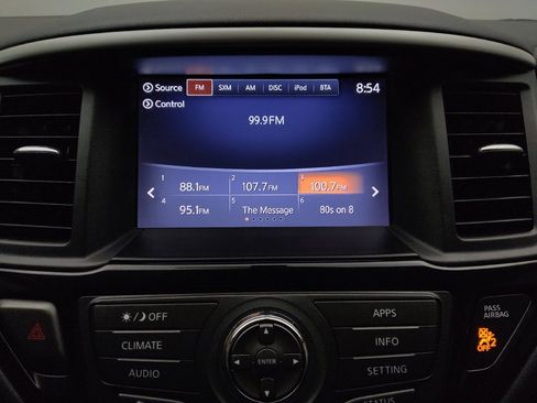 Used 2019 Nissan Pathfinder SV image 27