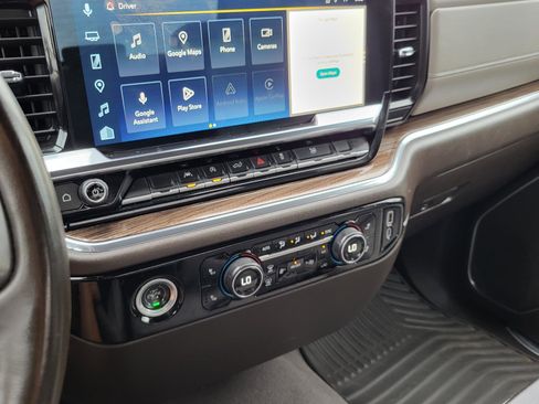Used 2024 Chevrolet Silverado 1500 LT RWD image 27