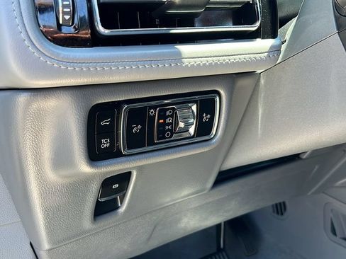 Certified 2023 Lincoln Nautilus Reserve w/ Equipment Group 201A AWD/4WD image 14
