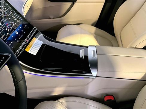 New 2026 Mercedes-Benz GLC 300 4MATIC image 10