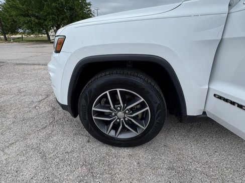 Used 2017 Jeep Grand Cherokee Limited w/ Luxury Group II RWD image 26