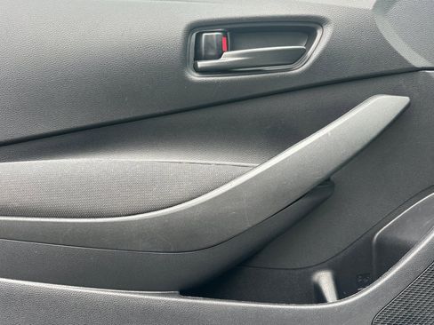 Certified 2022 Toyota Corolla LE image 13