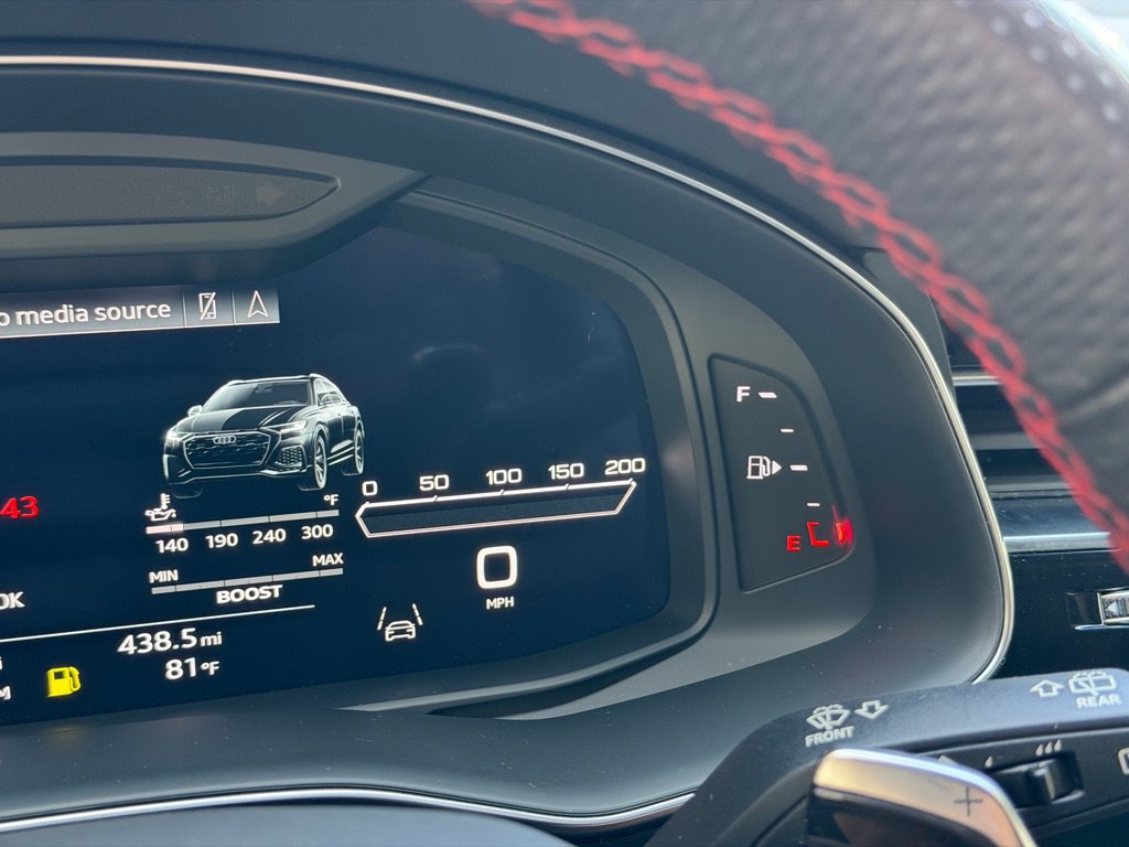 Used 2022 Audi RS Q8 AWD/4WD image 37