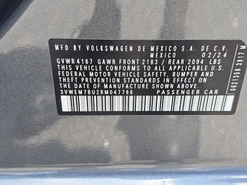 Used 2024 Volkswagen Jetta SE FWD image 35