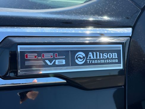 Used 2025 GMC Sierra 3500 SLE w/ SLE Convenience Package AWD/4WD image 19